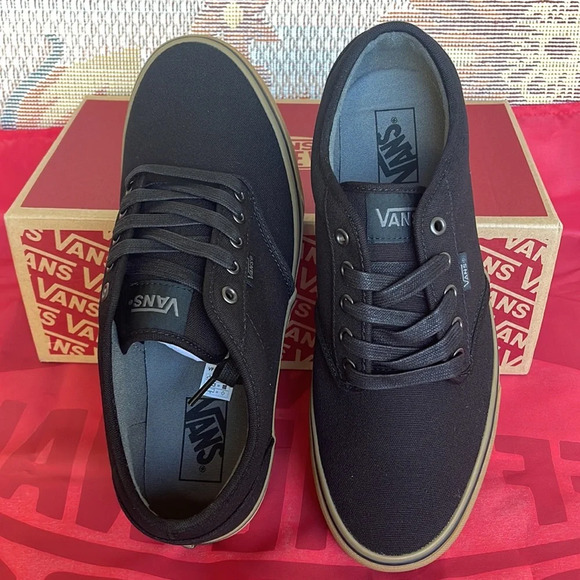 Vans Men’s Atwood
(12 Oz Canvas) Black/Gum
VN000TUYD8E Sneakers - Picture 13 of 16